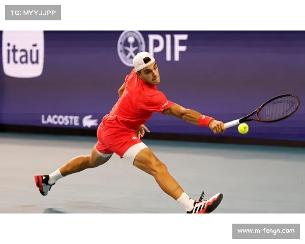 回顾ATP2025赛季：阿尔卡拉斯与辛纳的年度第一之争成主线