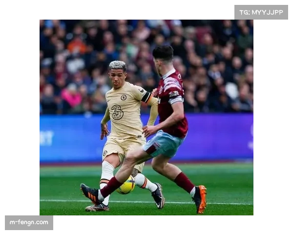 汉堡冬窗转会净支出仅238万欧元,财务压力下或出售核心球员